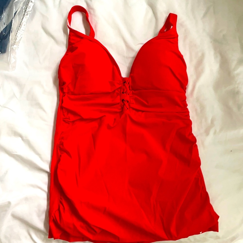 NWT $96 tangerine orange tankini top D cup